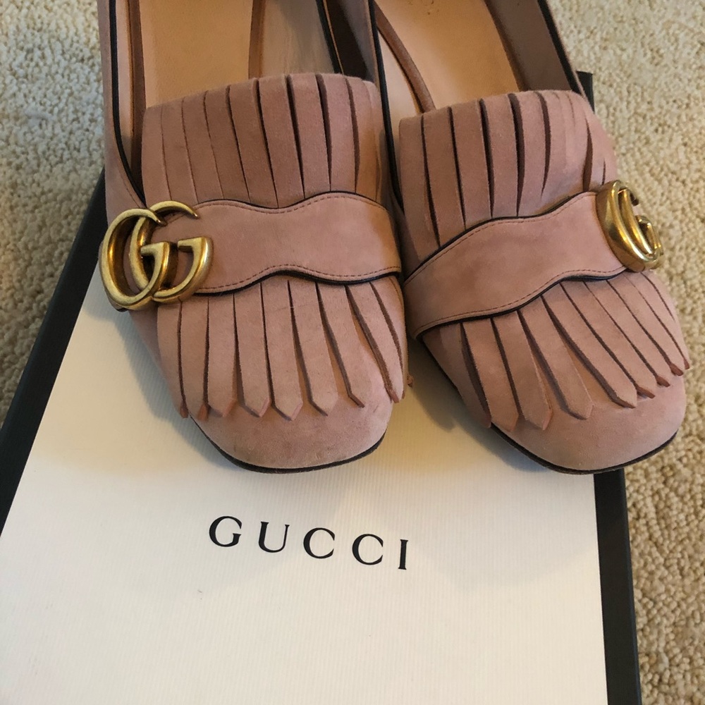 Gucci Pink Suede Midi-Heel Pump Double G